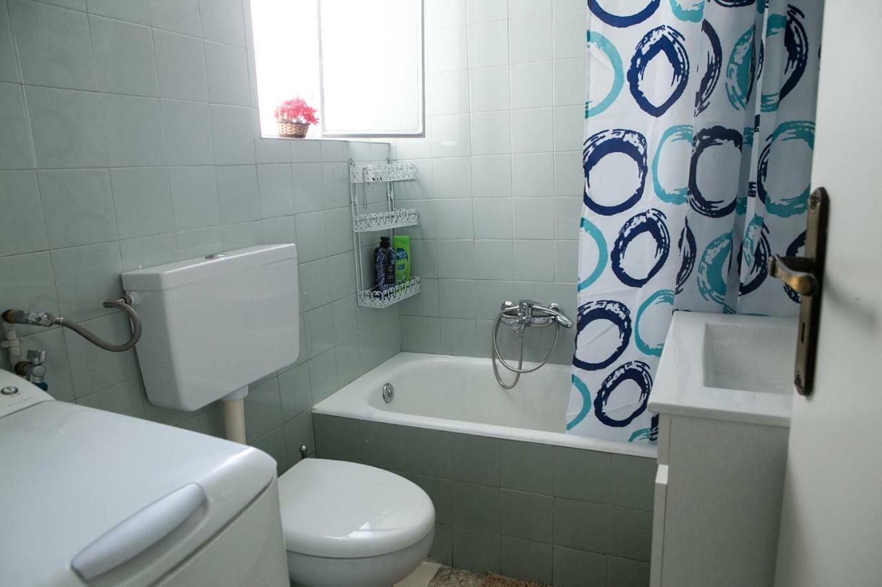 Best House, Larisis Metro, Atene Esterno foto