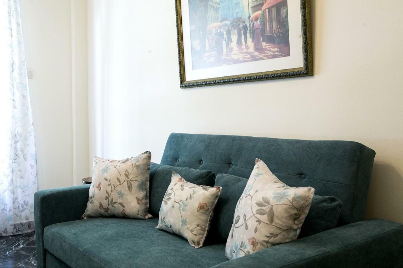 Best House, Larisis Metro, Atene Esterno foto